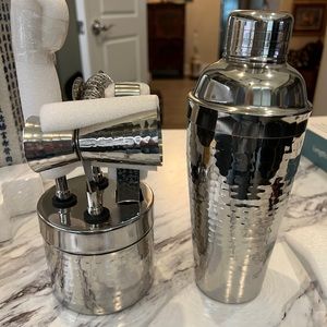 Williams-Sonoma Bar Tool Kit and Shaker - BRAND NEW
